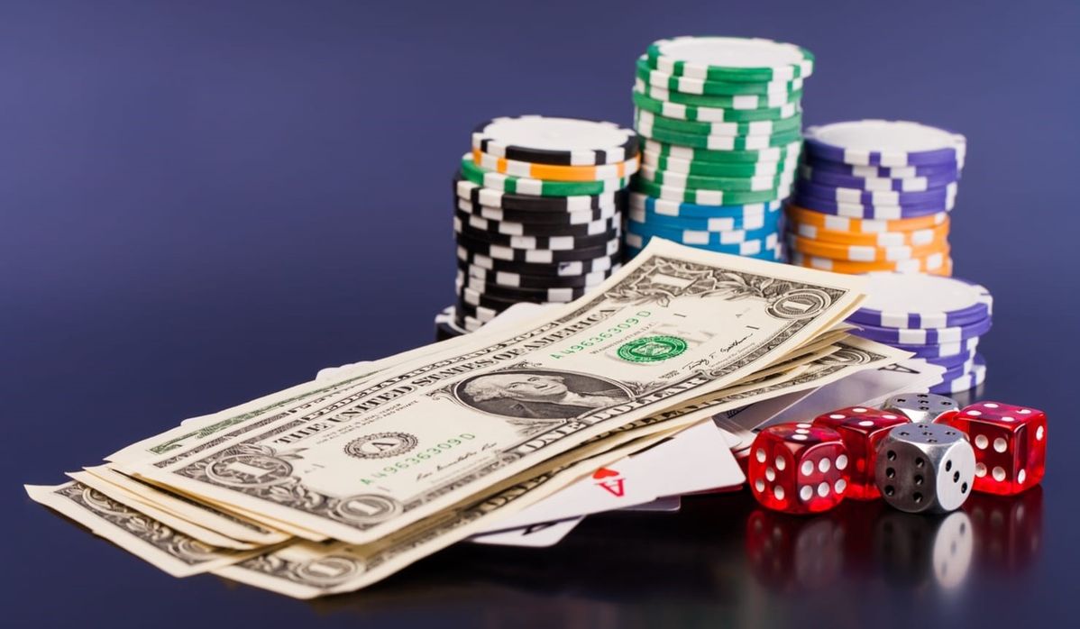 1xBet کیسینو میں سلاٹ کھیلنا شروع کریں۔